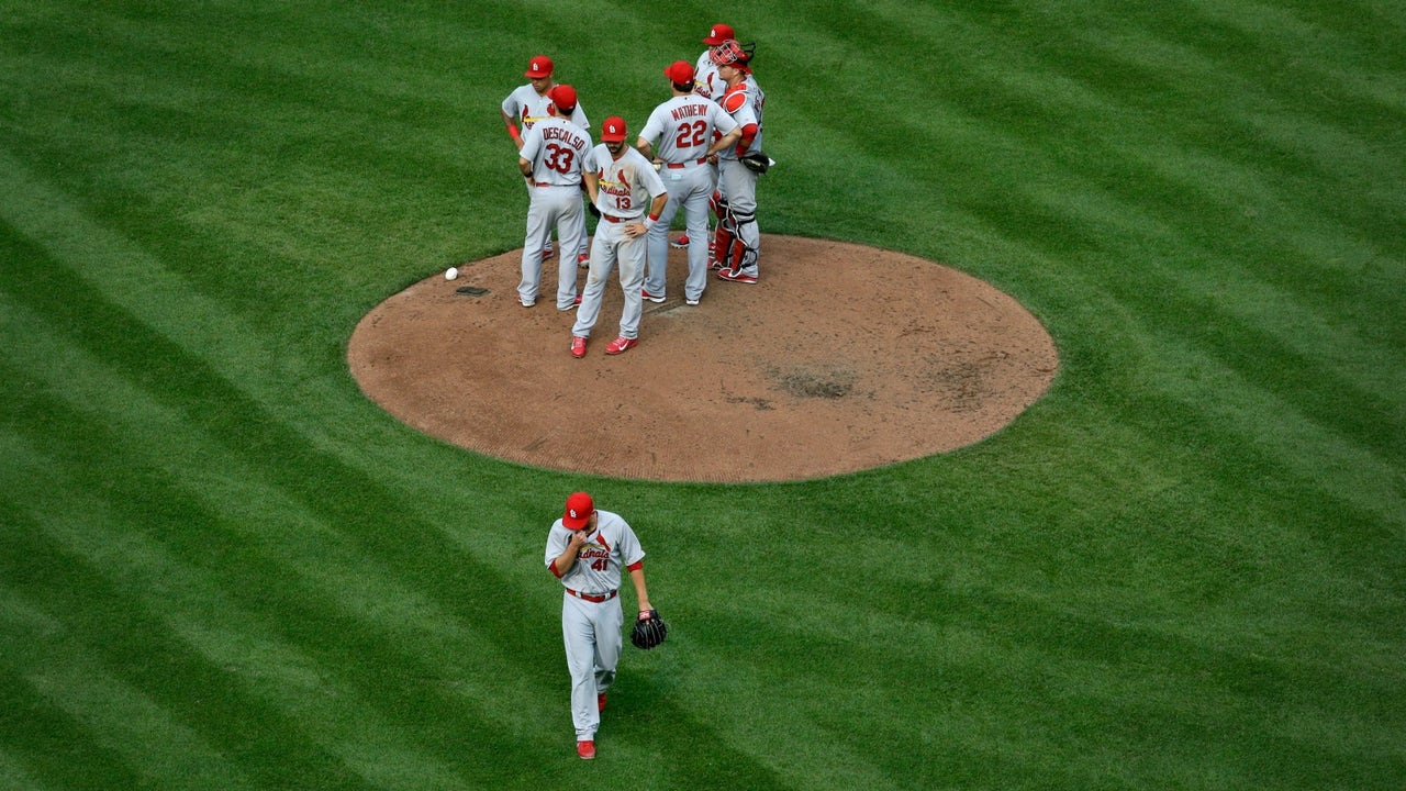 Lackey lacks control in Cardinals' 10-3 loss to Baltimore